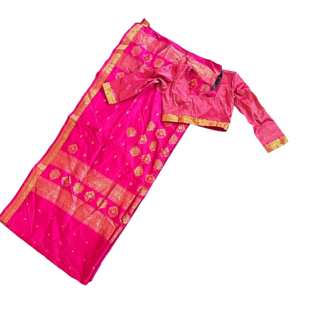 Pink and Gold Saree - Picture 1 of 5